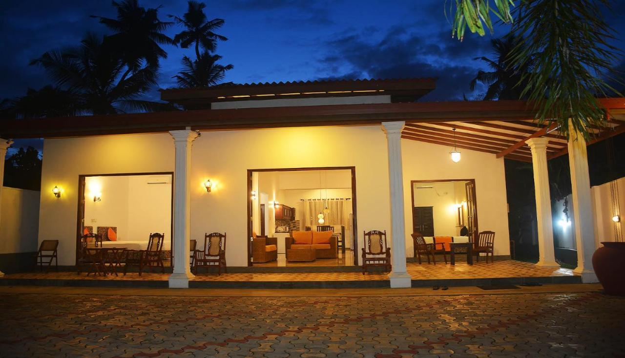 New Sithi Villas Hikkaduwa Exterior photo