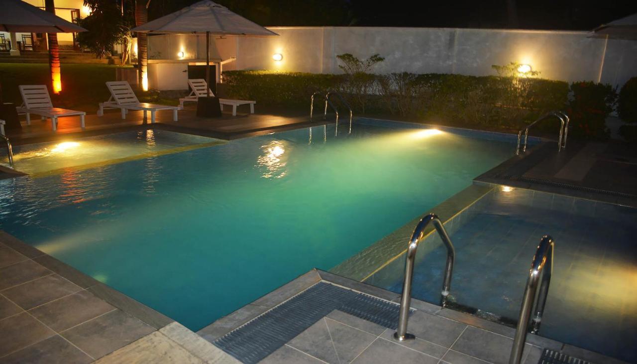 New Sithi Villas Hikkaduwa Exterior photo
