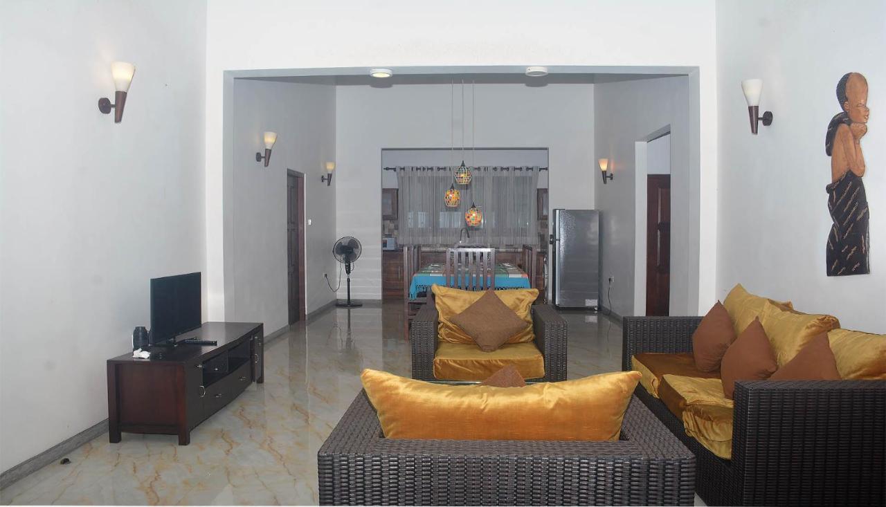 New Sithi Villas Hikkaduwa Exterior photo